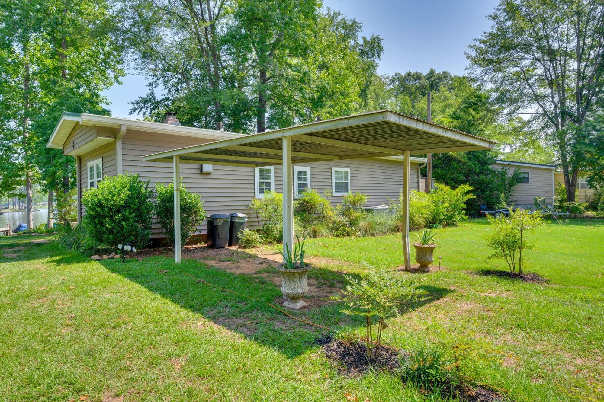 Eatonton Lake Sinclair Crooked Creek Cottage With Fire Pit! מראה חיצוני תמונה