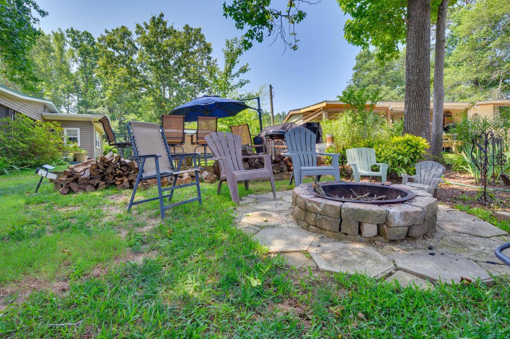 Eatonton Lake Sinclair Crooked Creek Cottage With Fire Pit! מראה חיצוני תמונה